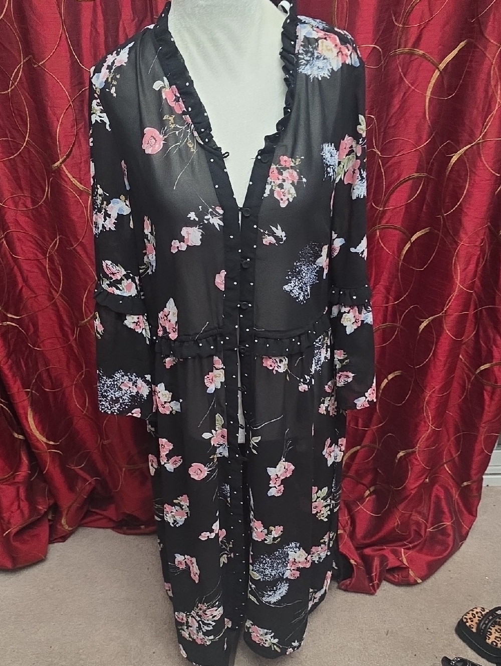 DR2 Black and White Polka Duster